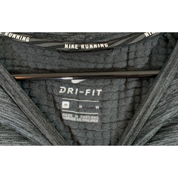 Nike Running Shirt Medium Dri-Fit Long Sleeve Thumb-Slot Zipper Pockets - Picture 4 of 14